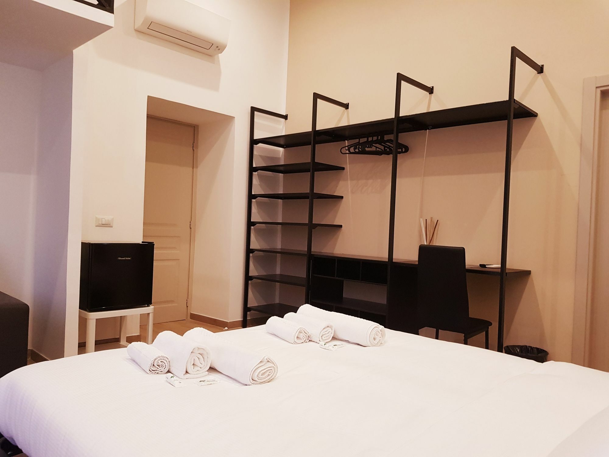 Cairoli Rooms Rome Extérieur photo